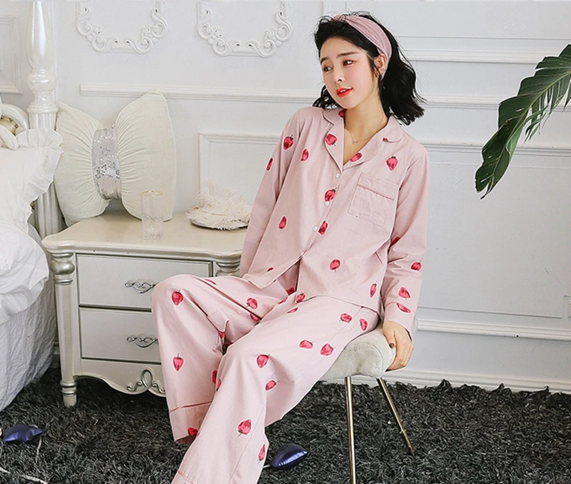

Women's Strawberries Print Pajama Set Long-Sleeve Lapel Chest Pocket Top And Pants Breathable Fabric Soft Sleepwear Loungewear