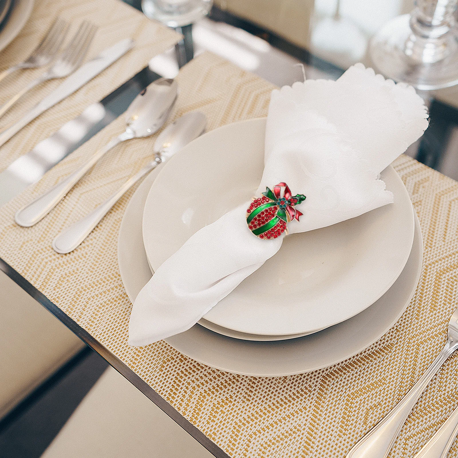 

6Pcs Napkin Ring Lovely Holiday Theme Sturdy Reusable Table Ornament for Christmas Celebration Family Gathering Xmas Decor