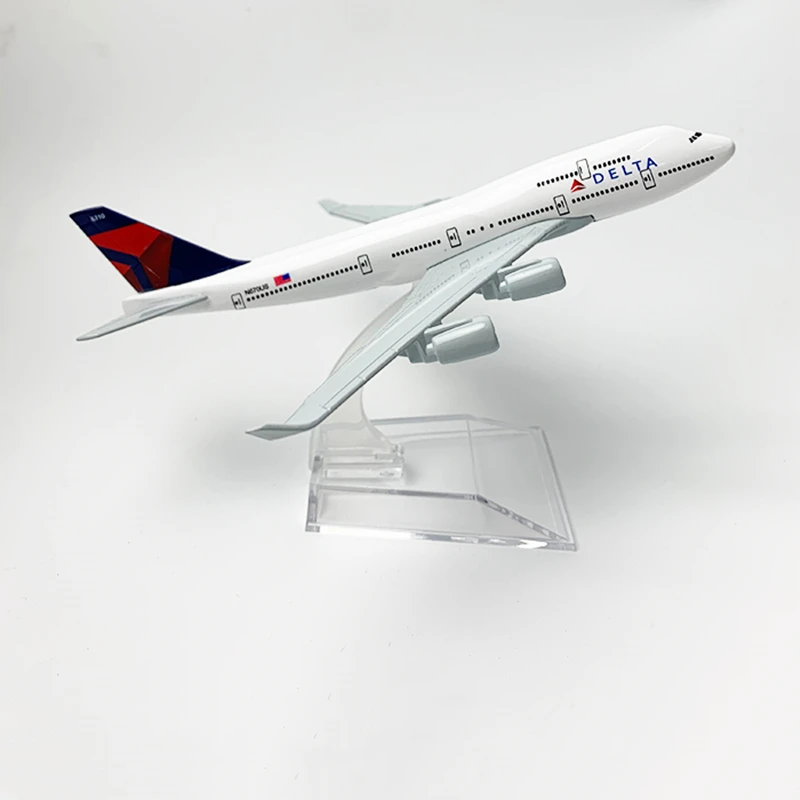 

16CM Airplane Model American DELTA Airways Boeing B747 Airlines Aircraft Diecast Metal Plane Model Toy Gift Collectible