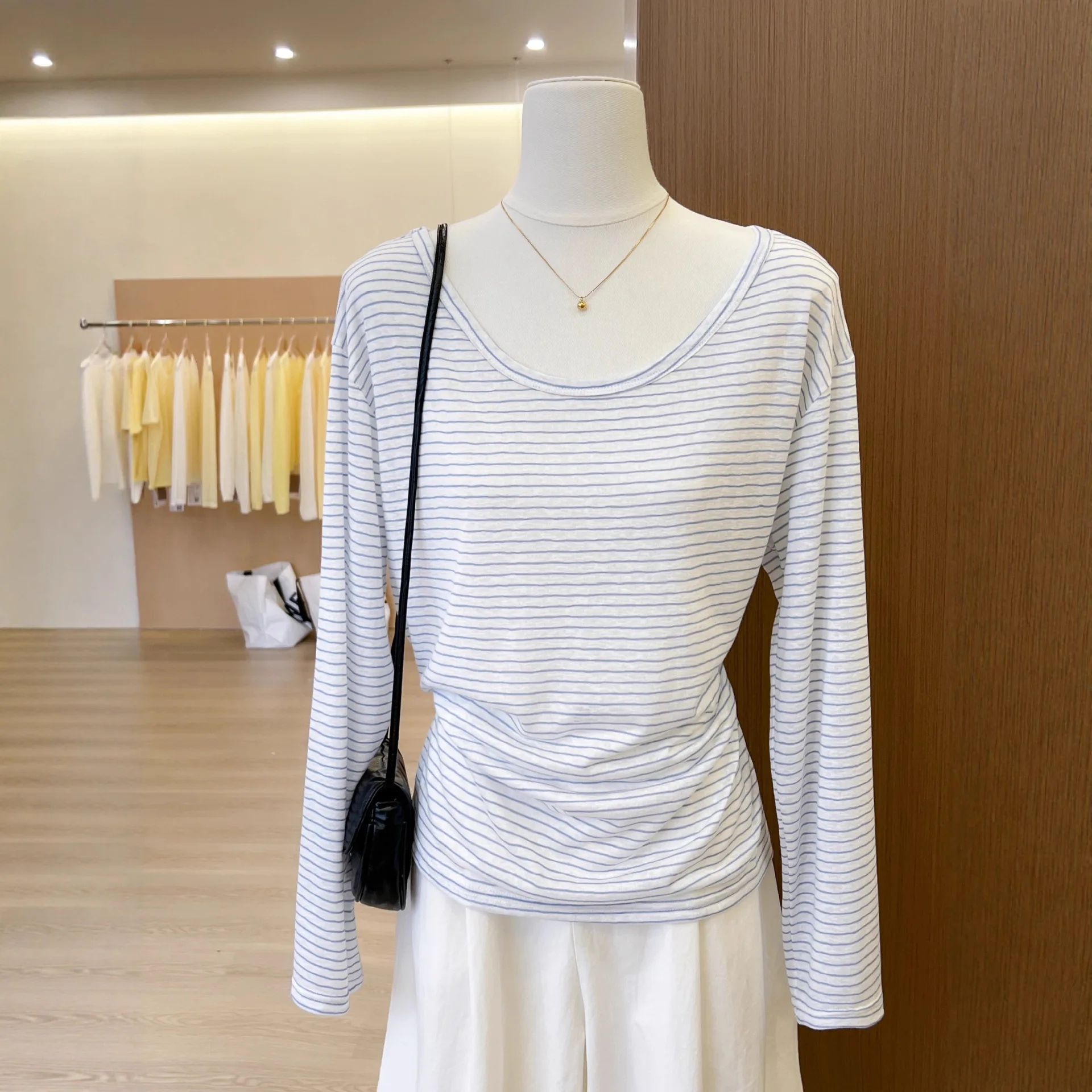 Spring and Summer 2026 New Fashion Versatile Slanted Shoulder Striped Long-sleeved T-shirt Loose Off-shoulder Top Sun Protection
