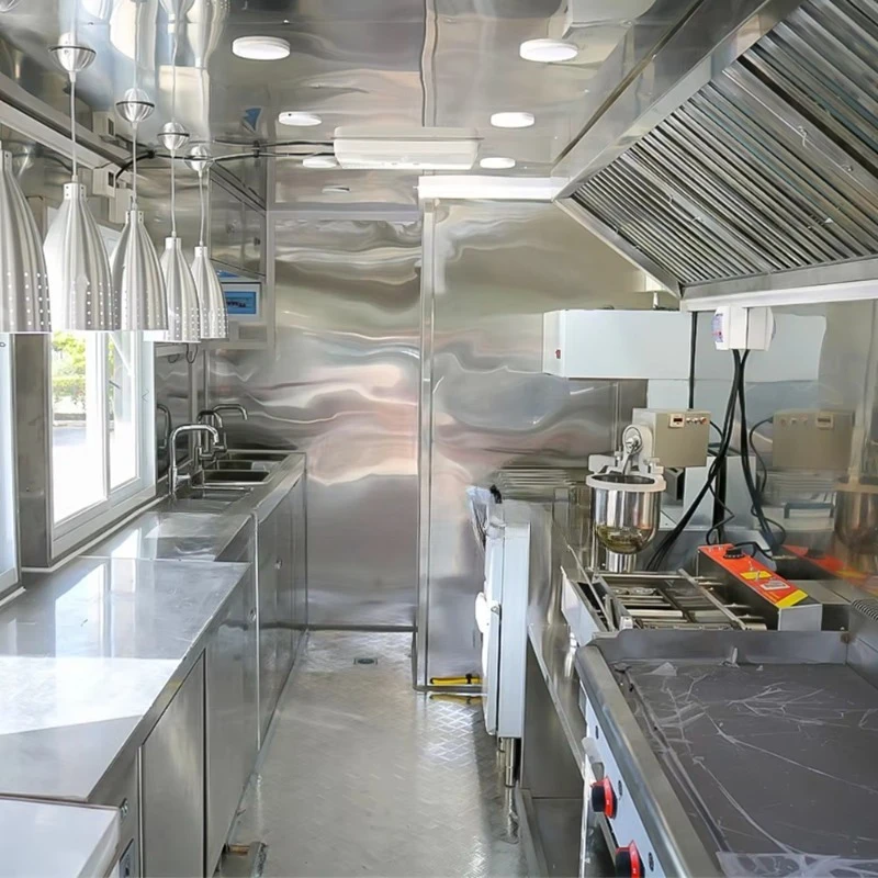 Luxury Fully Equipped Mobile Food Truck Commercial Concession Catering Trailer  For Outdoor Business