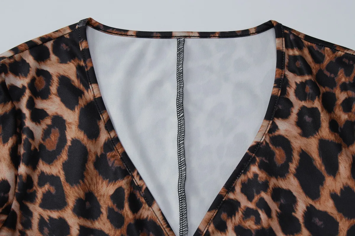 Monos ajustados con estampado de leopardo para mujer, petos ajustados con escote en V profundo, manga larga, caderas de melocotón, ropa para discoteca de medianoche