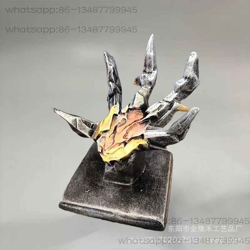 

Cross-model Death Stranding Caylor Crystal Desktop Resin Craft Ornament, Gamepad Mobile Phone Holder
