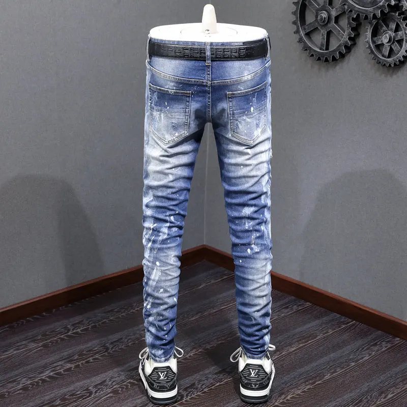 Fashionable Y2K jeans with stretch, slim fit, washed water, nostalgic patch, painted light blue jeans, designer high stree