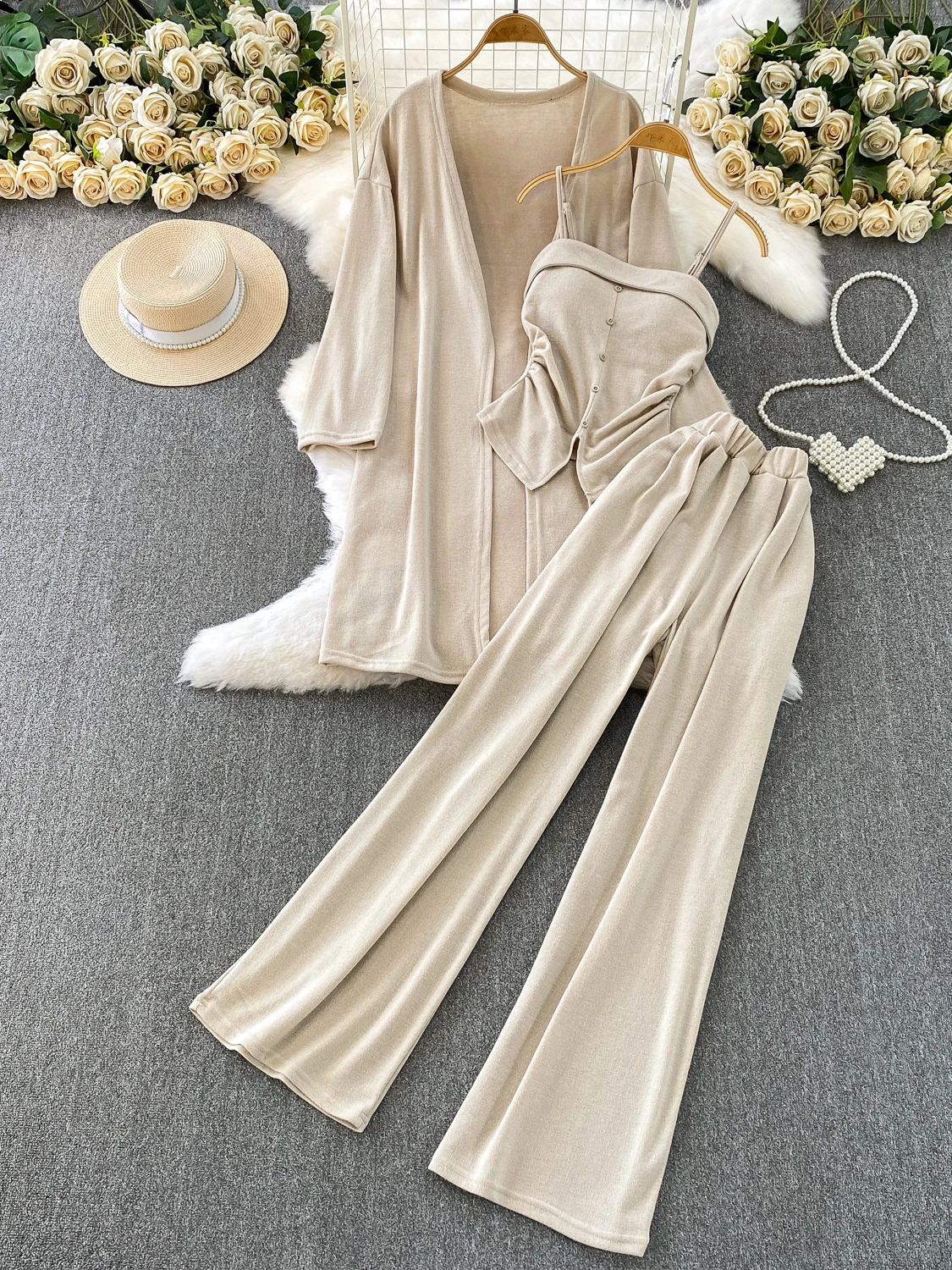 

Повседневное свободное пальто-кардиган + плиссированный пояс + широкие брюки, комплект футболок, осенний женский ансамбль Faion