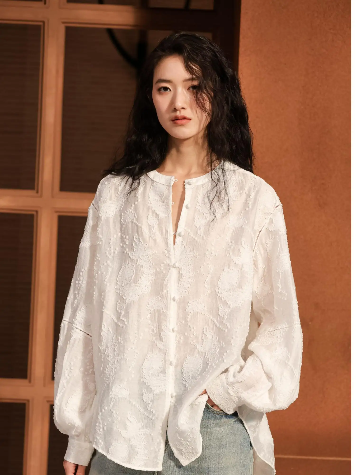 

Эксклюзивный топ с длинным рукавом и круглым вырезом, с принтом в виде обожженных цветов, весенний, модель 5S0840