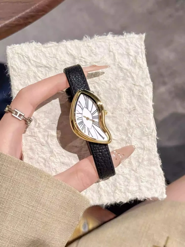 Luxury Retro Rome Quartz Watch for Women with Distorted Time High-Grade Leather Band And Gift Box Ladies Fashion Accessory
