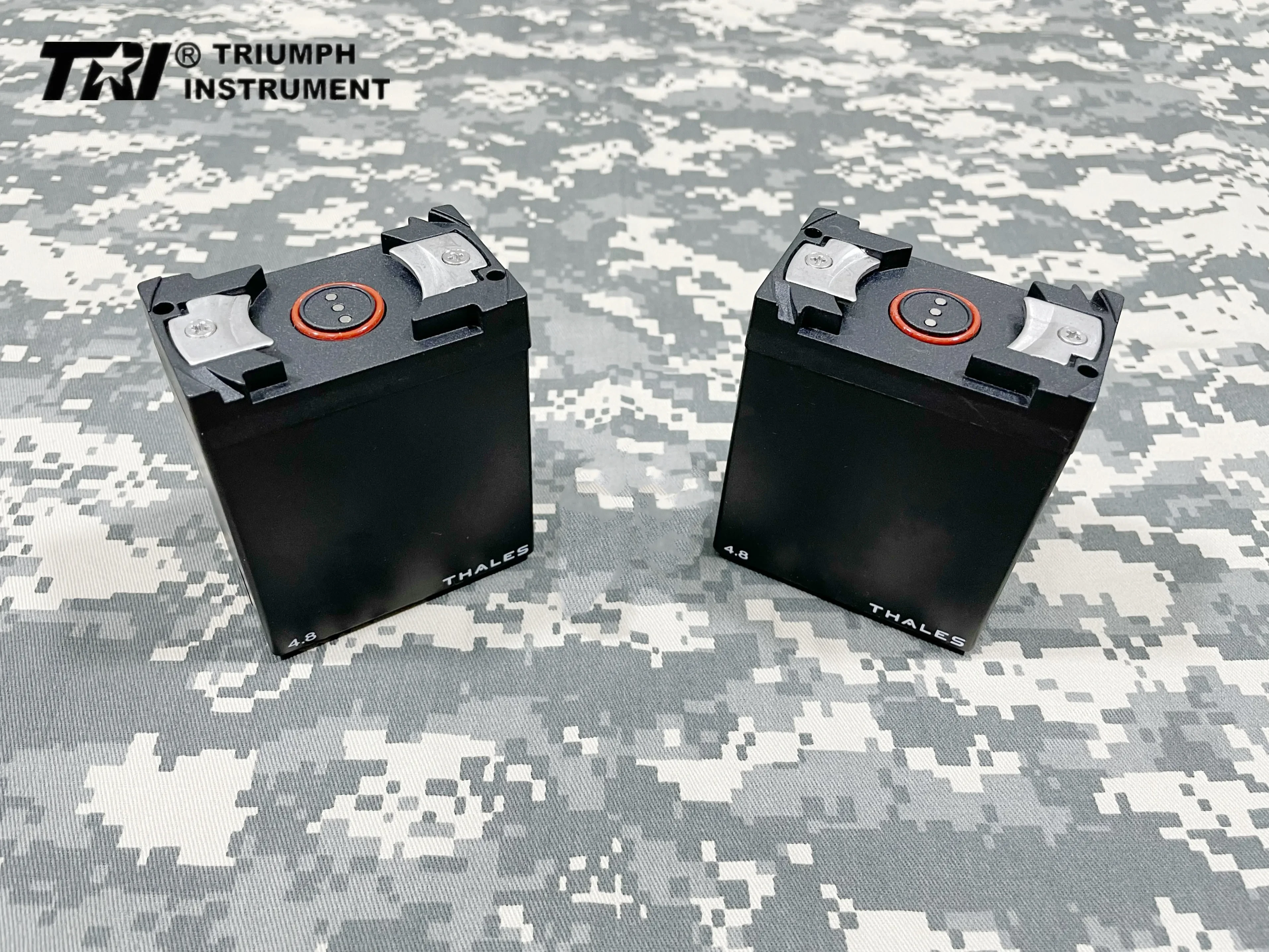 

Аккумулятор tri-PRC-148 12,6 В, настоящий физический материал, адаптер значительно де напряжения, TRI PRC148 152