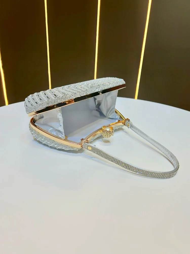 Exquisite Rhinestone Diamond Inlay Evening Bag Retro Luxurious Gold Silver Elegant Small Clutch For Women Wedding Party Handbags