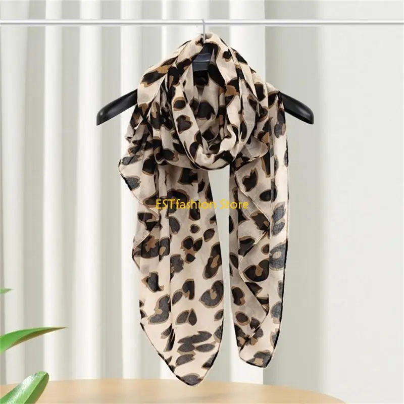 

Y5GC Stylish Leopard Pattern Headscarf Delicate And Comfortable Polyester Fabric Winter Scarf Shawl Wraps For Trendy Women