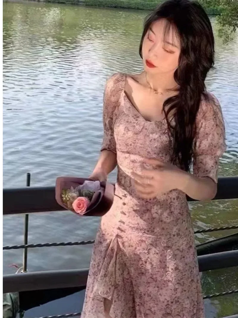 Gentle Style Small Floral Dress 2025 New Spring Women's Clothing French Style Waist Cinched Bubble Short Sleeved Dress