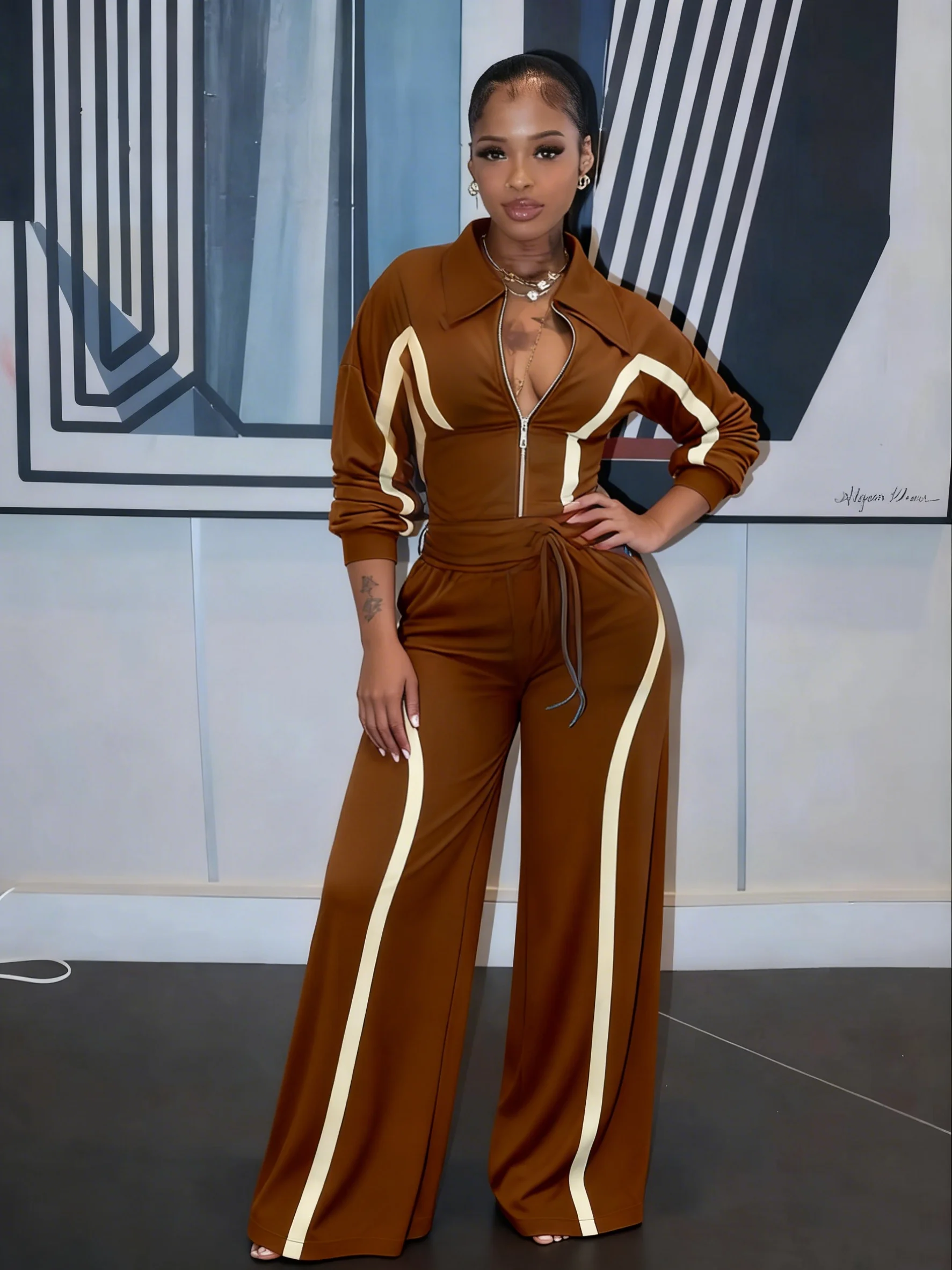 

Cutenew женский спортивный костюм, комплект из 2 предметов, повседневная трендовая полосатая лоскутная укороченная куртка на молнии с лацканами + брюки на шнурке, одинаковые спортивные наряды