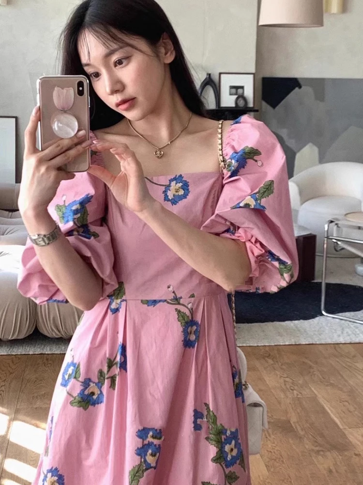 เดรสลายดอกไม้สไตล์เรโทรสำหรับฤดูร้อน เอวสูง จับจีบ ทรงบับเบิ้ล คอเหลี่ยม ดีไซน์เก๋ช่วยพรางหุ่น สำหรับผู้หญิง สไตล์ลำลอง เหมาะสำหรับใส่ไปทำงาน