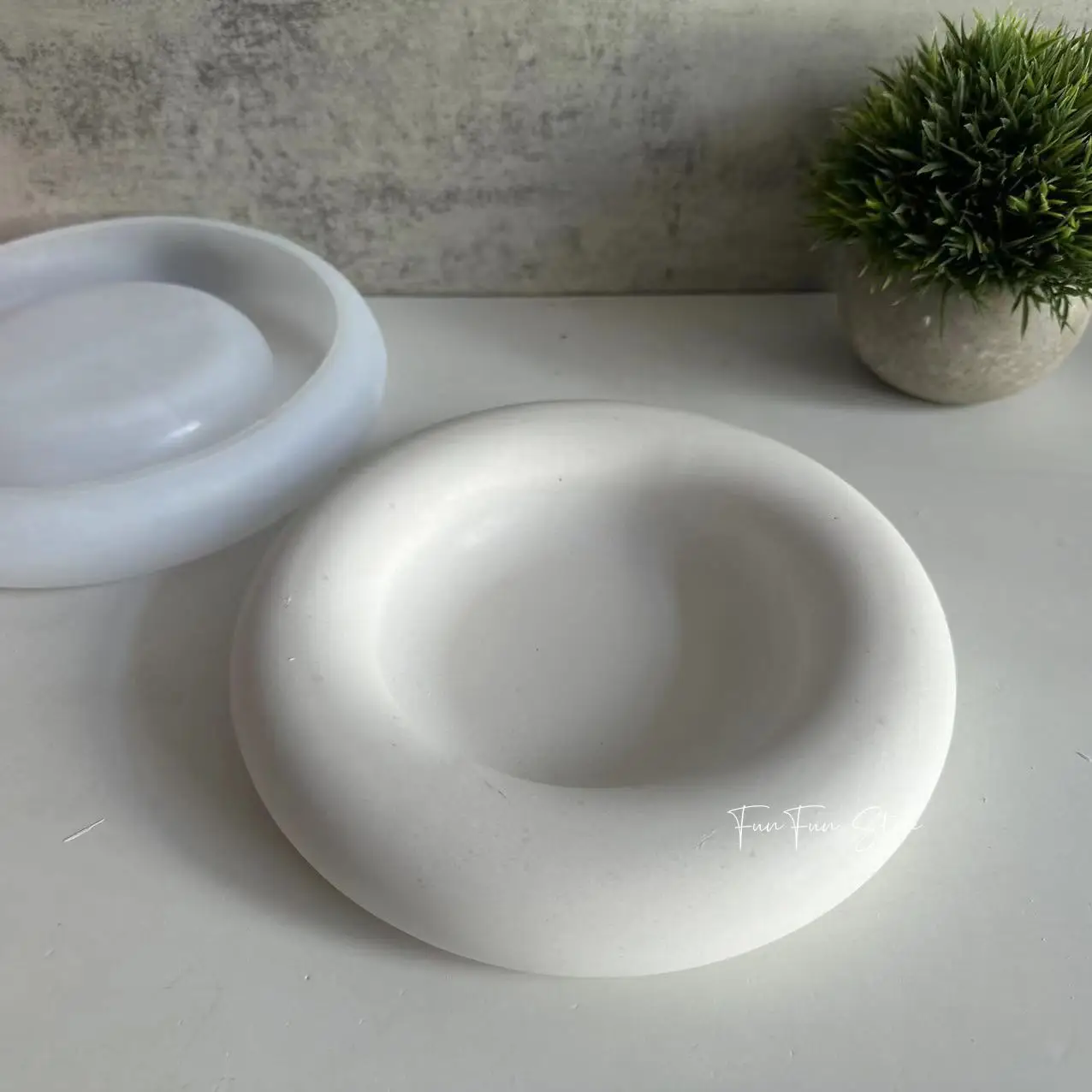 DIY Round Tray Silicone Mould Big Storage Coaster Candle Holder Gypsum Clay Mould Jewelry Storage Box Handmade Molds Home Decor