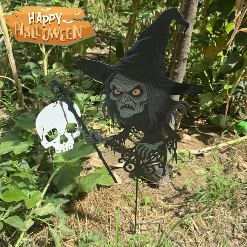 

Halloween Witch Garden Decorations,Outdoor Garden Decoration Cloak Witch Sculpture with Skull or Lamp,Happy Halloween 2025