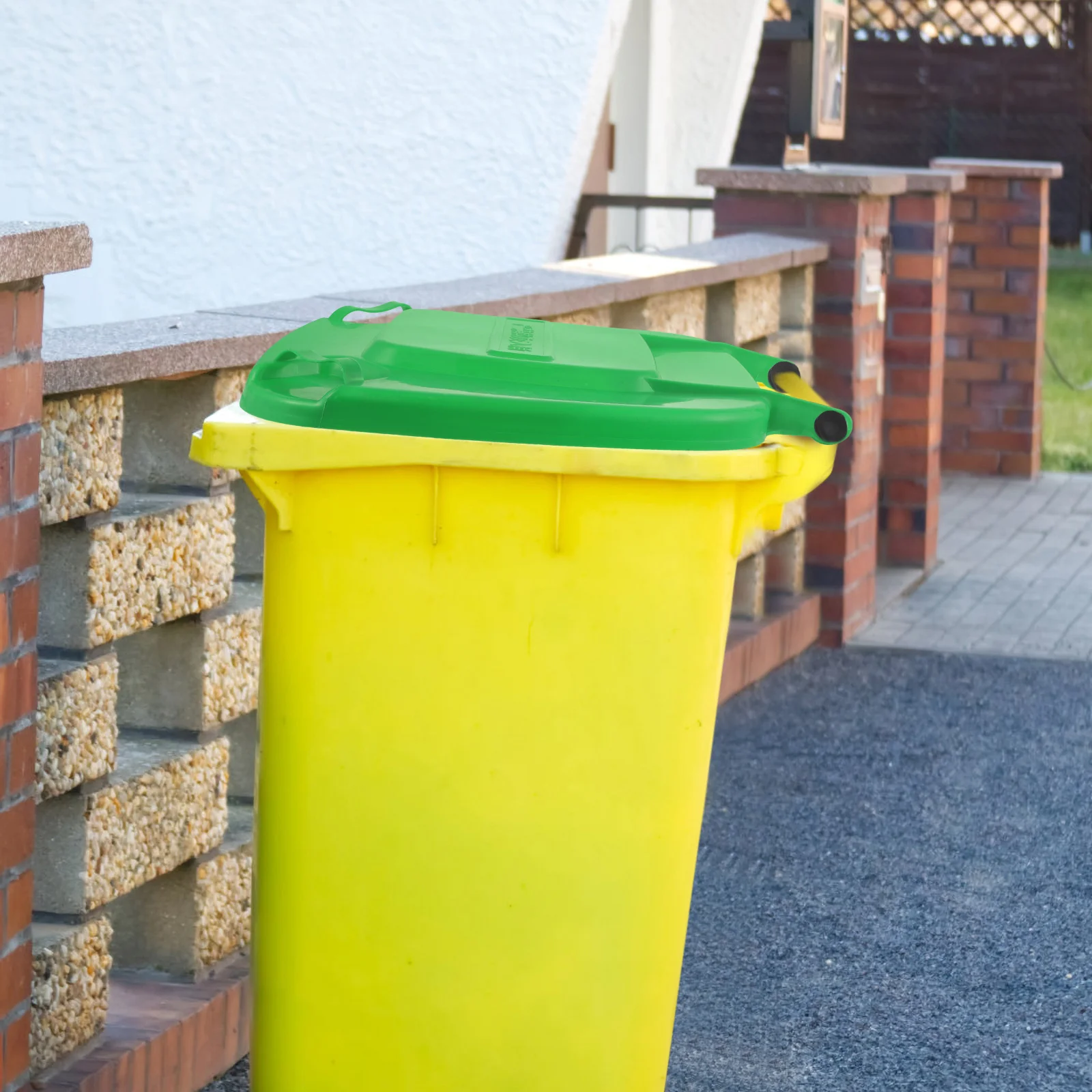 

Burrs Free 50L Trash Can Lid Durable Plastic Part For Outdoor Sanitation Waste Bins Public Places Rubbish Containers