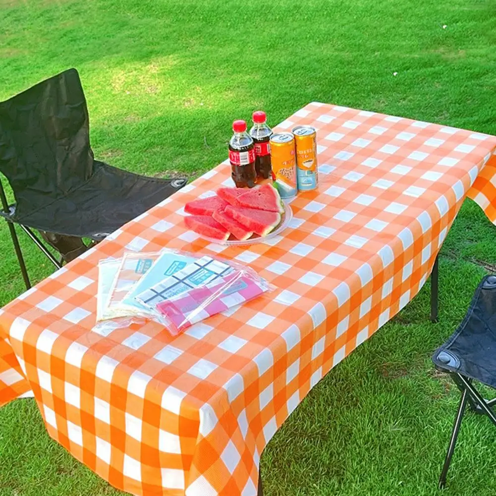 Plaid Disposable Tablecloth Waterproof Checkered Table Cover Outdoor Tablecloth for Picnic Camping Barbecue Parties