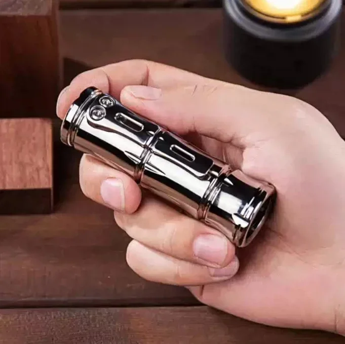 EDC wanwu Ink bamboo small flashlight titanium alloy polishing Decompression toys