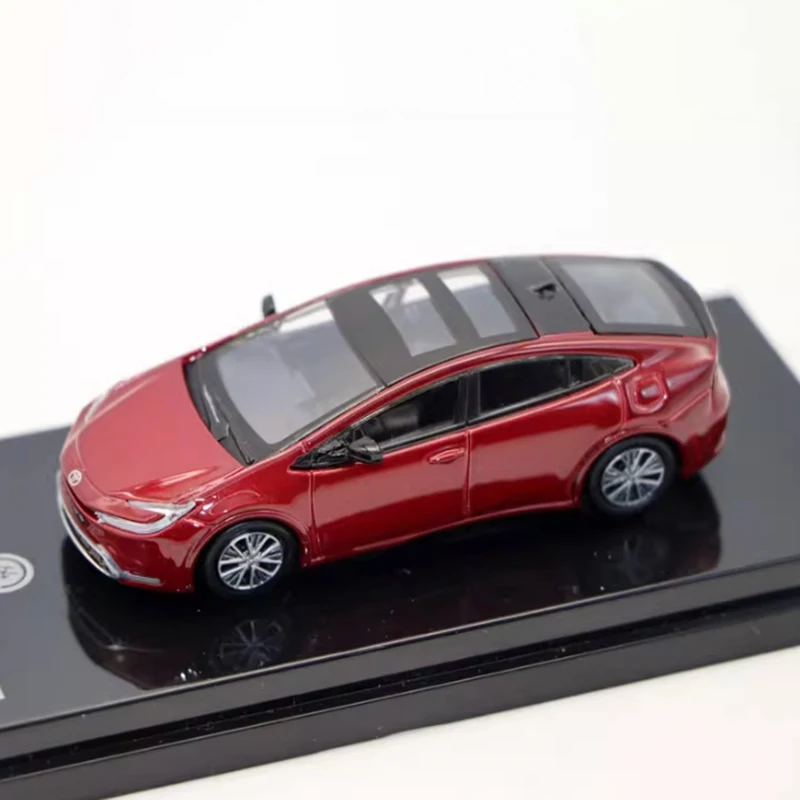 PARA64 Maßstab 1:64 2023 TYT Prius Legierung Simulation Auto Modell Statische Sammlung Dekoriert Urlaub Geschenke Spielzeug Souvenir Geschenk