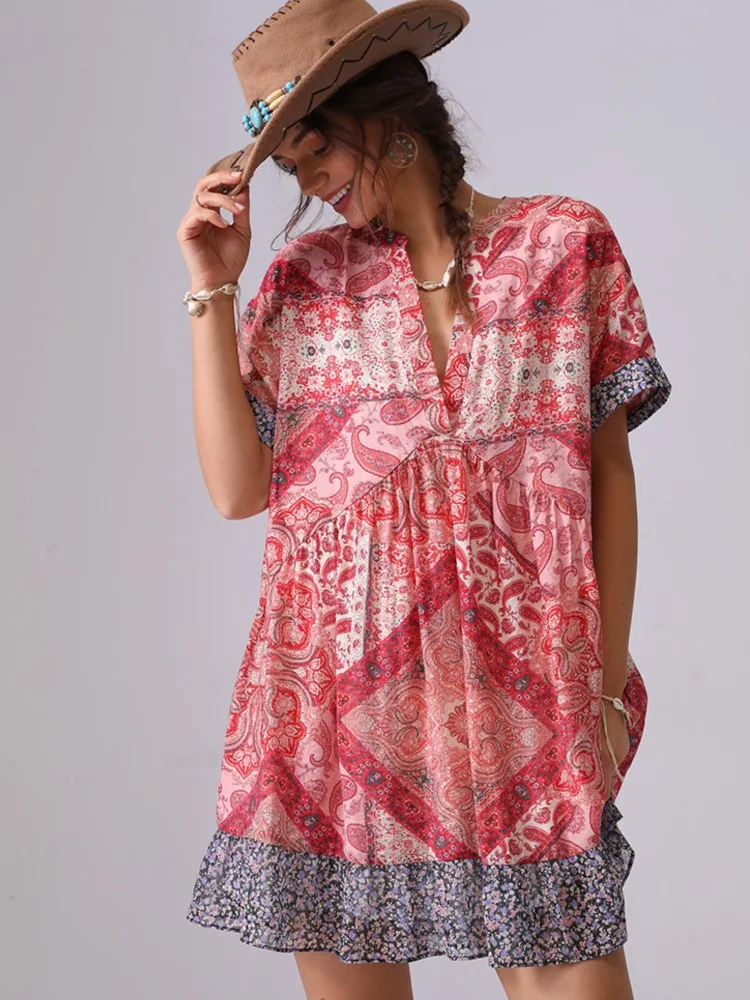 Sukienki mini z krótkim rękawem i dekoltem w serek na lato 2025, luźne, w stylu boho, codzienne, na plażę, wakacyjne, retro, patchworkowe, z kontrastowym nadrukiem, damskie.