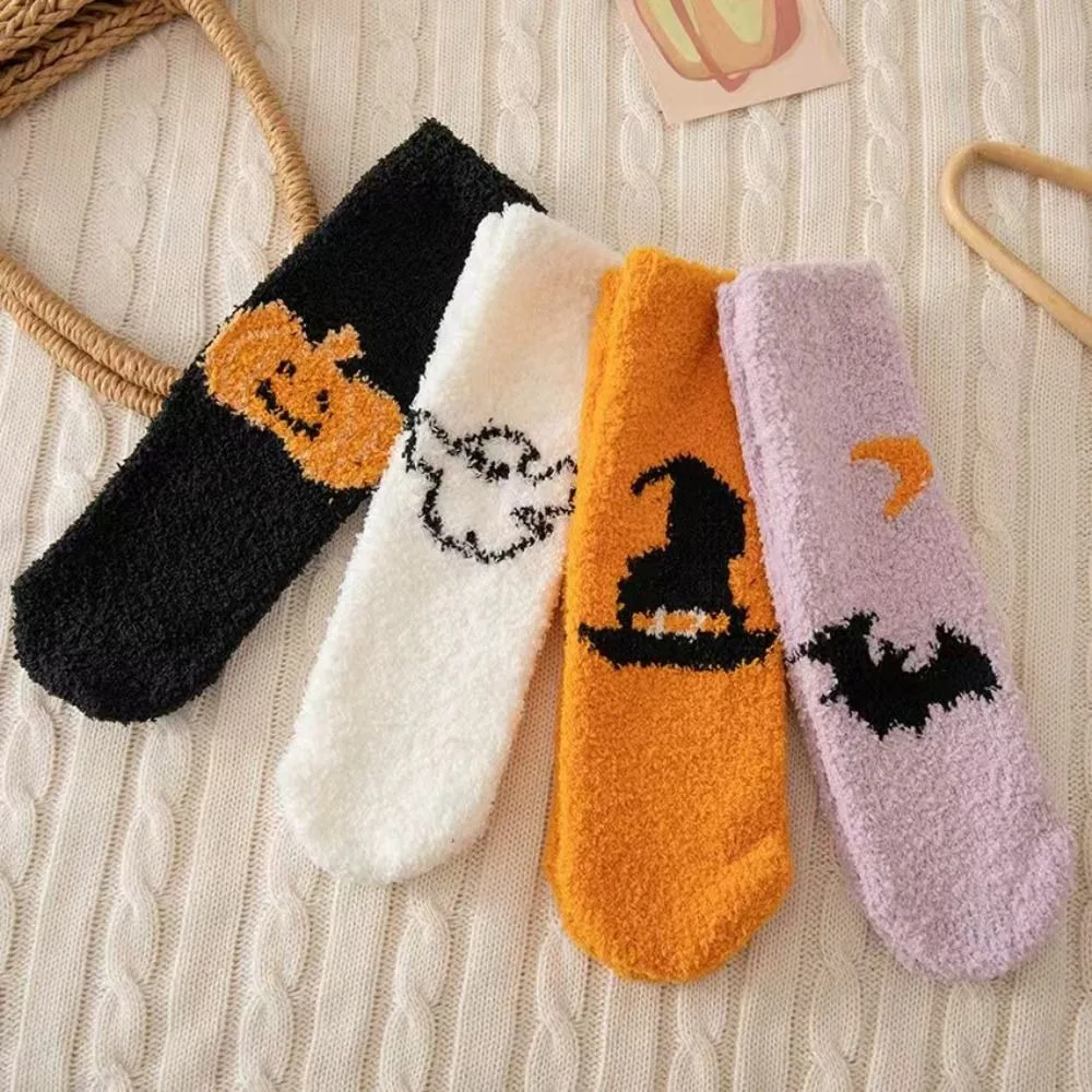 Soft Coral Fleece Fuzzy Socks Thickened Jacquard Warm Slipper Socks Halloween Print Pumpkin Ghost Pattern Winter Home Socks