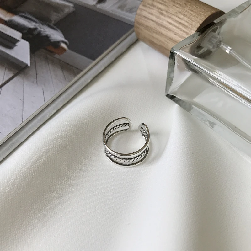 خاتم منقوش بثلاثة حبلا عتيق من الفضة عيار 925 النسخة الكورية تصميم عصري وبسيط هدية للفتيات خاتم أنيق للنساء #5