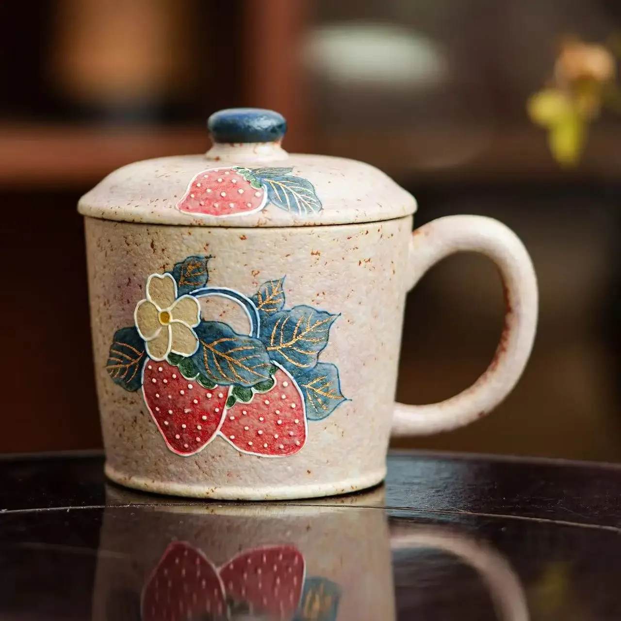 230ML Flint Red Plum Powder Ceramic TeaCup Hand-painted Strawberry TeaCup Household Tea Set Coffee Cup Tea Ceremony Decoration