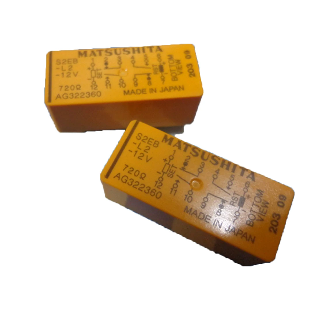 

NEW relay S2EB-L2-12V S2EB-L2 12V S2EBL212V S2EB-12V S2EB L2 12VDC DC12V 12V DIP12 2pcs/lot