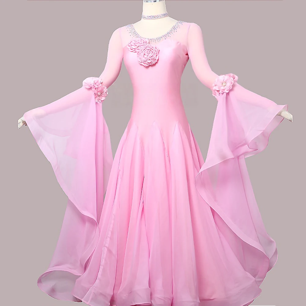 High-End-Party-Gesellschaftstanzkleid mit langen Ärmeln, Damenbekleidung, Strass, Flamenco, eleganter rosa Übungsanzug mit Rundhalsausschnitt
