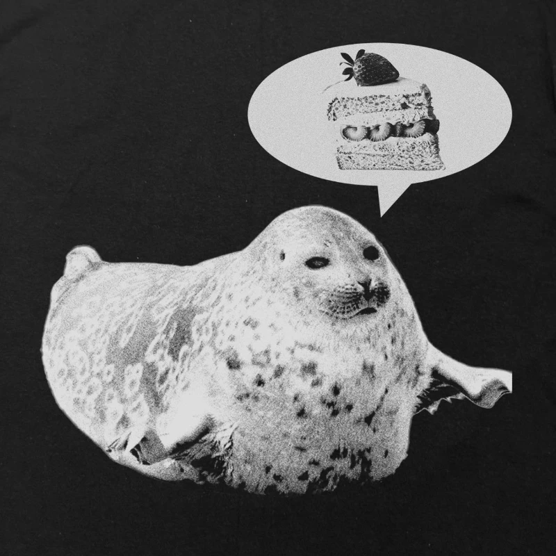 Seal Point Strawberry Cake Streetwear Summer New Women's Vintage Breathable Tee Streetwear Oversized Loose