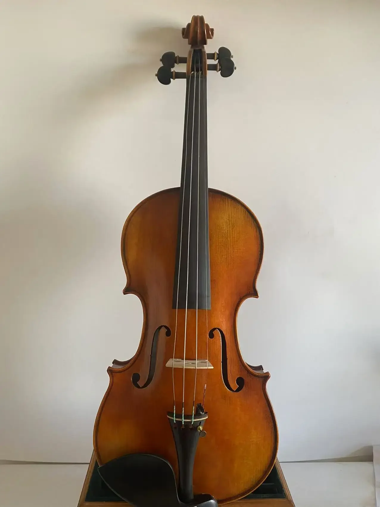 

Antonio Stradivari 1715 model violin 4/4 size Fine tone