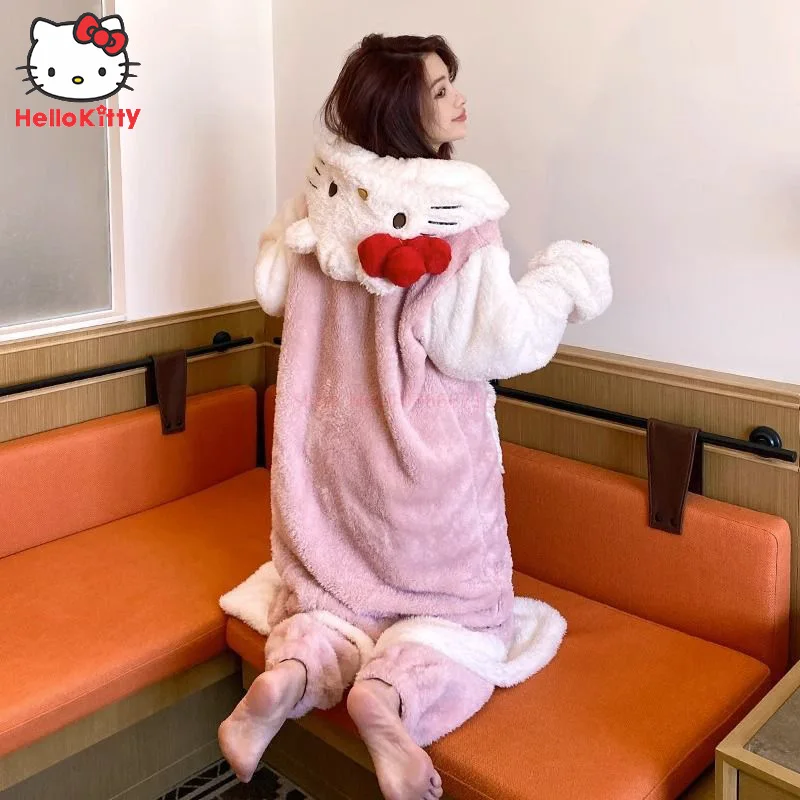 New Sanrio Hello Kitty Kawaii Winter Coral peluche pigiama Cartoon Sweet Girl pigiama lungo peluche addensato coppia Casualwear