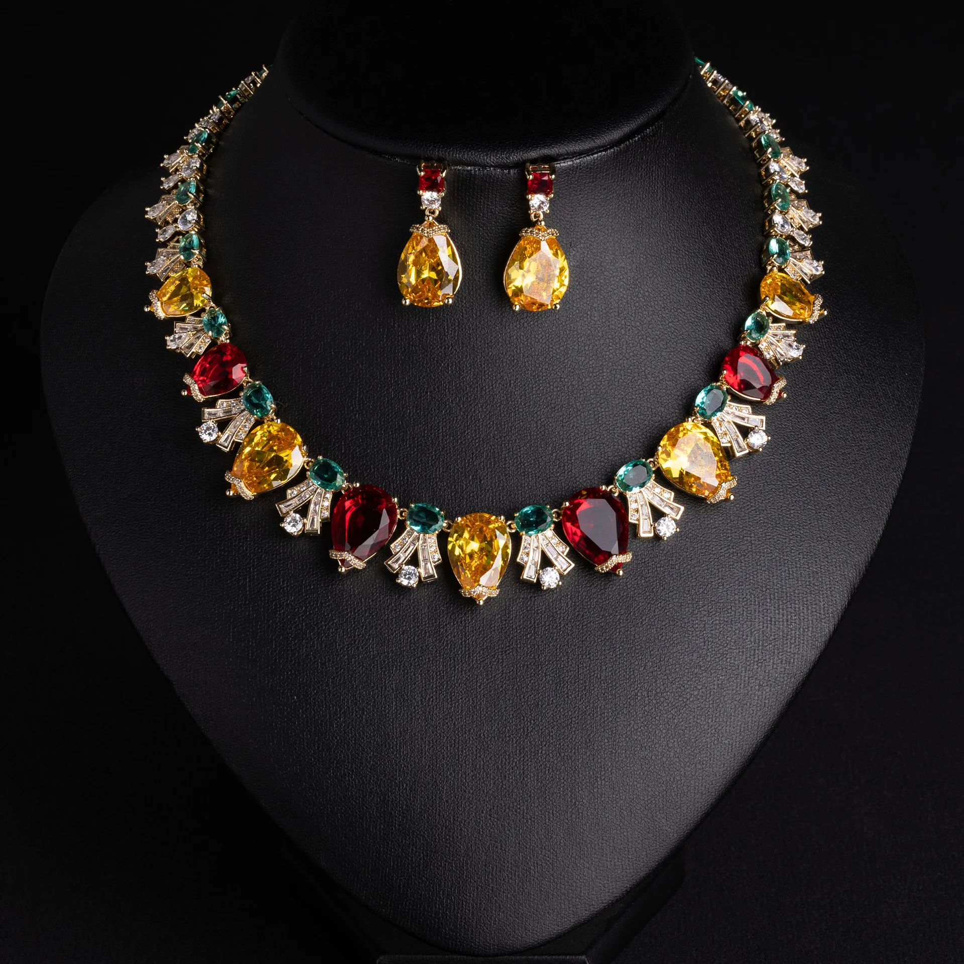 Luxury Palace Style Colored Gemstone Necklace Earrings Two-Piece Set Heavy Craft Teardrop Colored Zircon Set Bridal Dinner Light