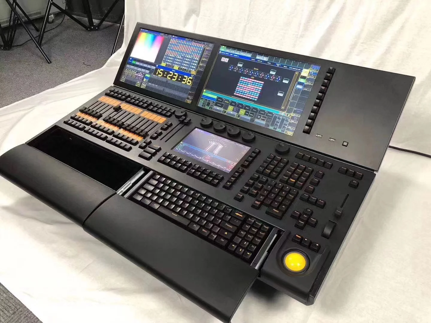 Pro Stage DJ Disco Intelligent DMX Grand Ma2 Linux Console onPC MA 2 Lighting Controller Console