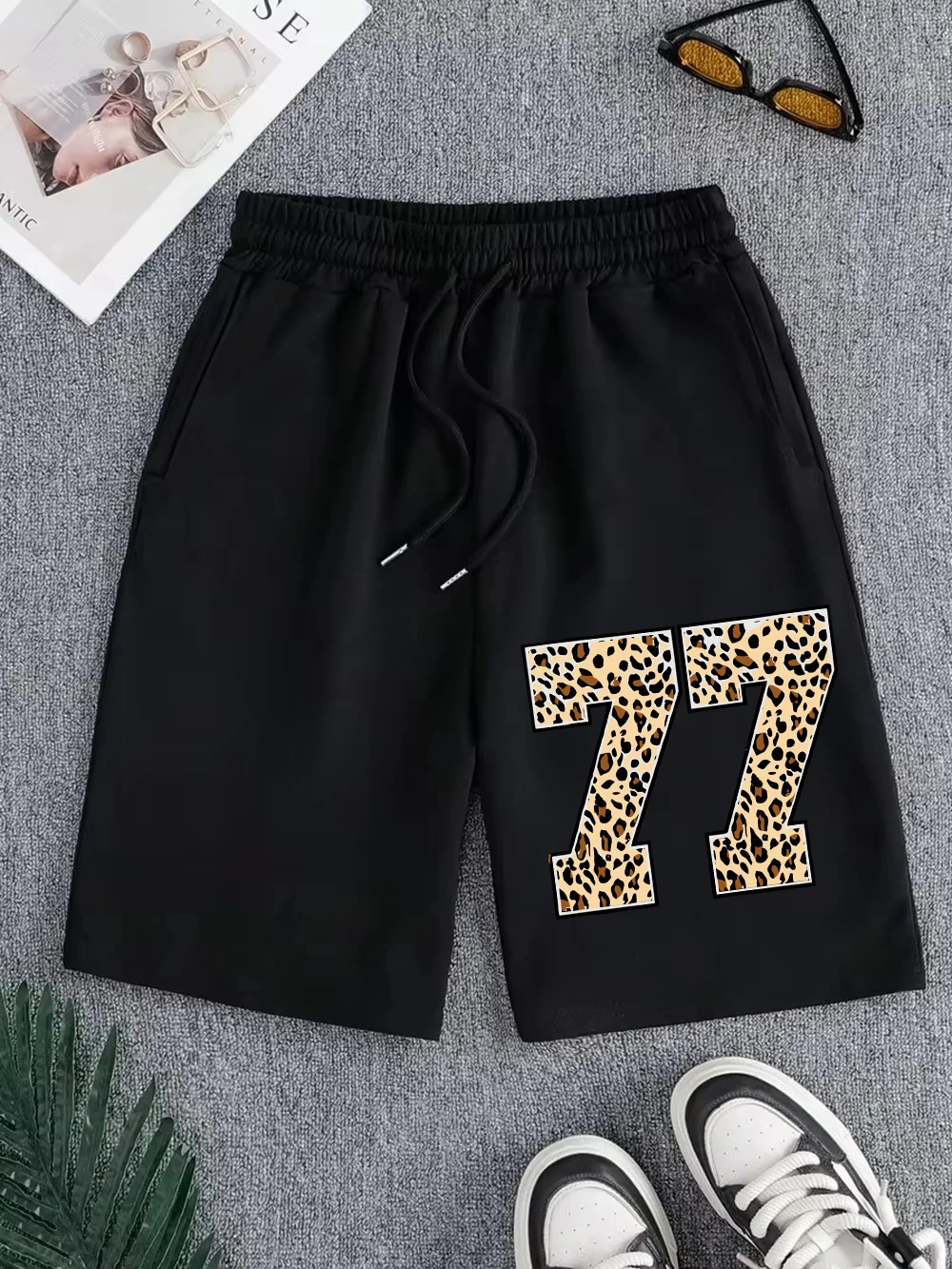 

Мужские шорты с леопардовым принтом №77, базовые, с высокой талией, широкие, до колена, летние, оверсайз, повседневные, с карманами