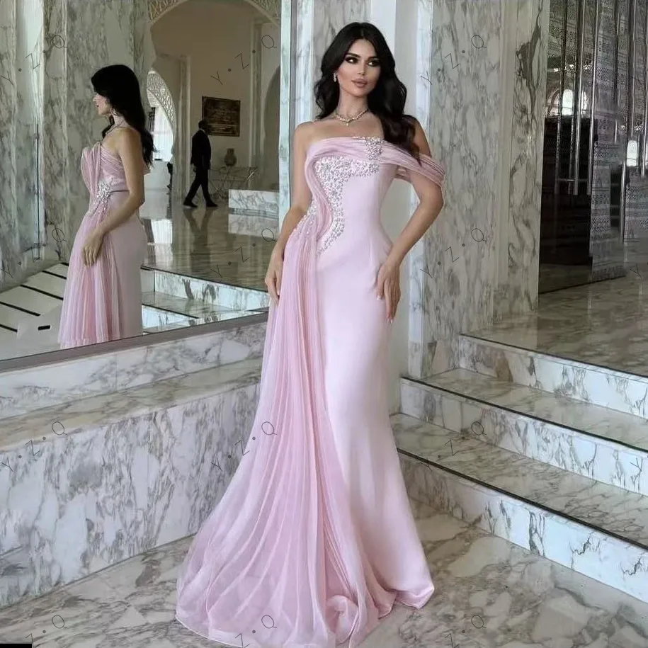 サウジアラビア プロムドレス ビーズ飾り プリーツ Aライン ピンク ストラップレス パーティードレス クリスタル アラビア フォーマルドレス オーバーレイプリーツ付き