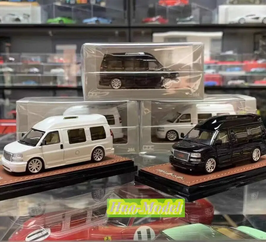 GOC-Alloy Metal Diecast Car Model para GMC SAVANA SUV, Coleção Display Ornamentos, Presentes de Aniversário Meninos, Hobby Display, Branco e Preto, 1:64