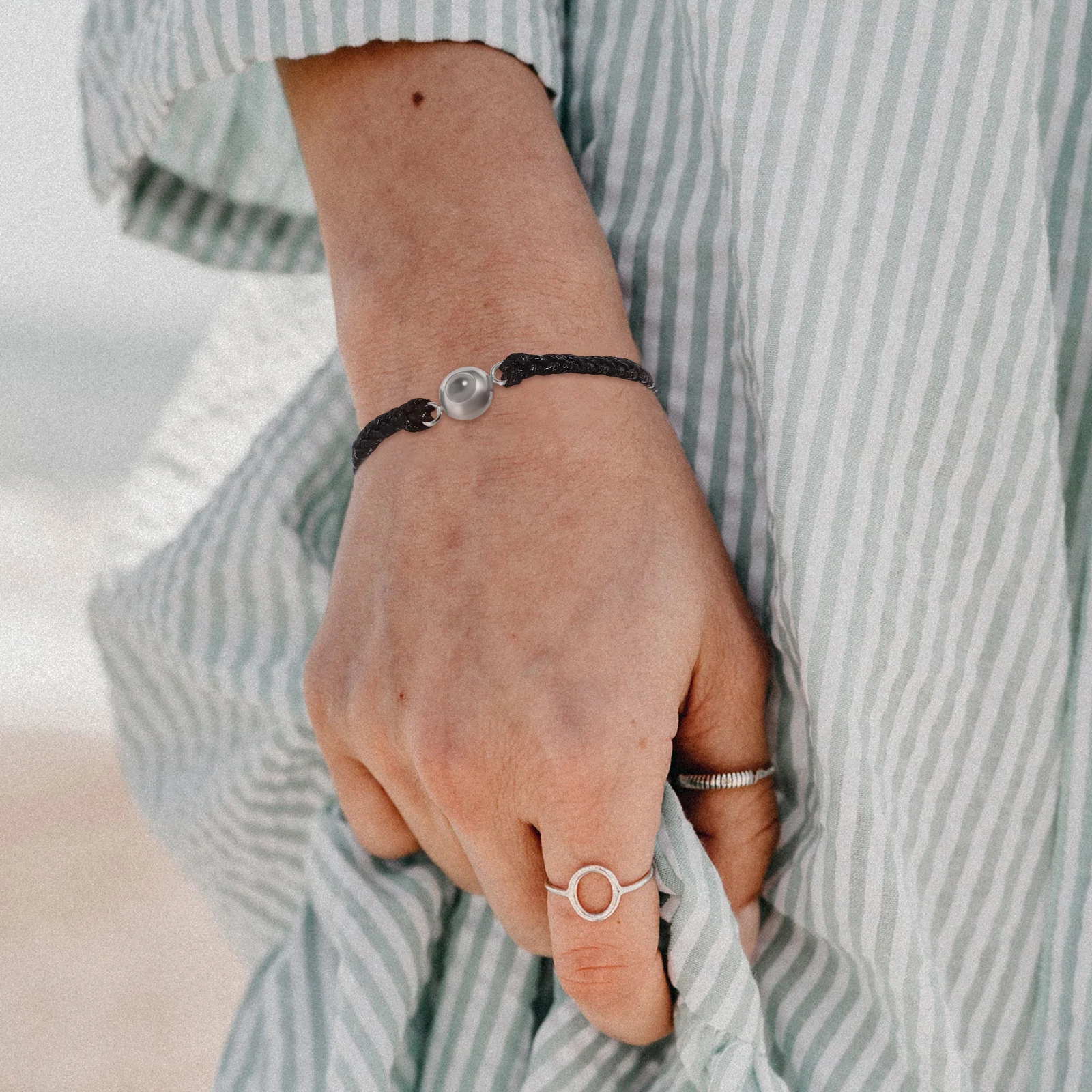 

2 pcs Projection Woven Bracelets Adjustable Couple Bracelet Set For Women Men Light Shadow Charm Bracelets Gift