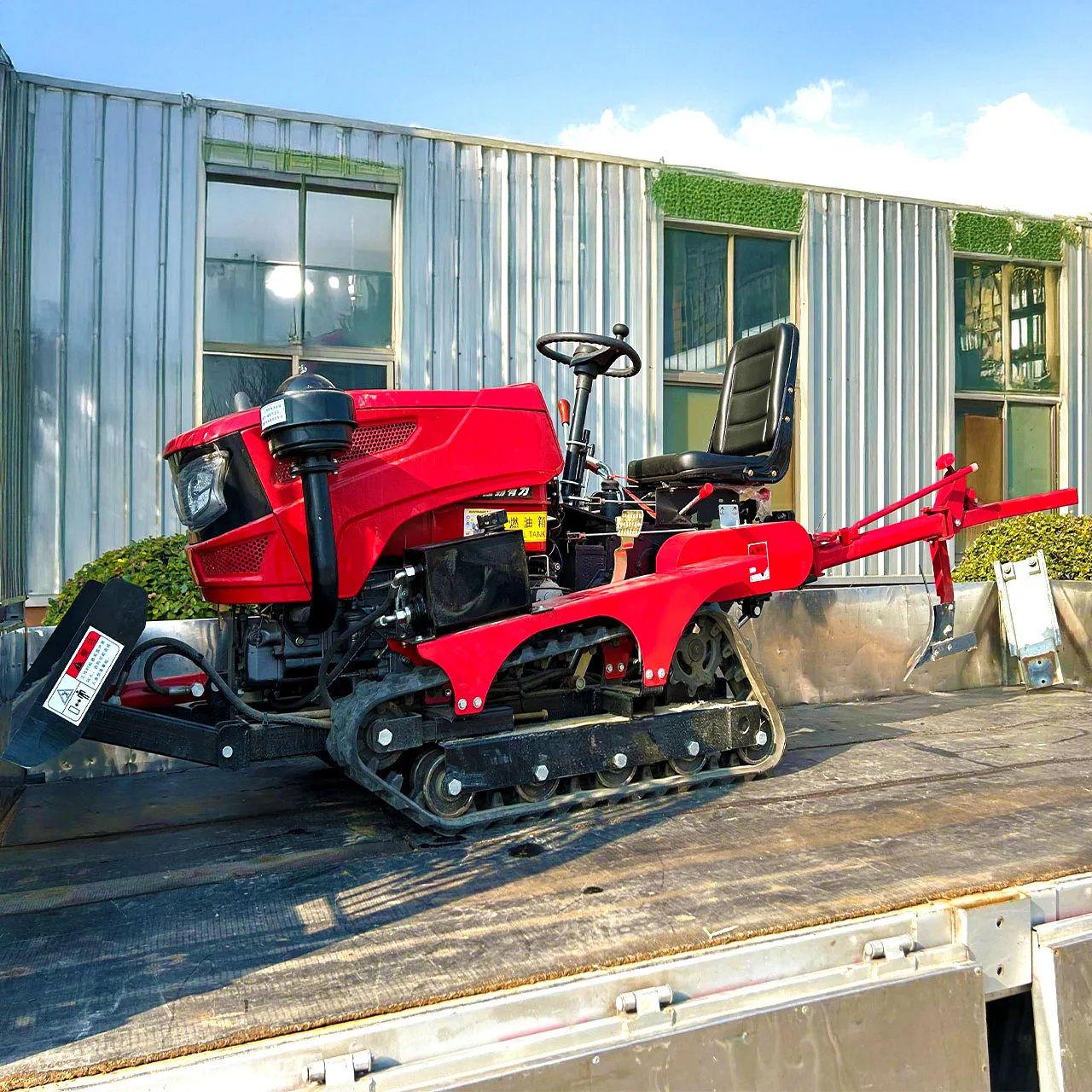 Fast Delivery Multifunction Mini Rotavator Tillers Agricultural Farming Mini Rotary Tiller Mini Crawler Cultivator Tractor