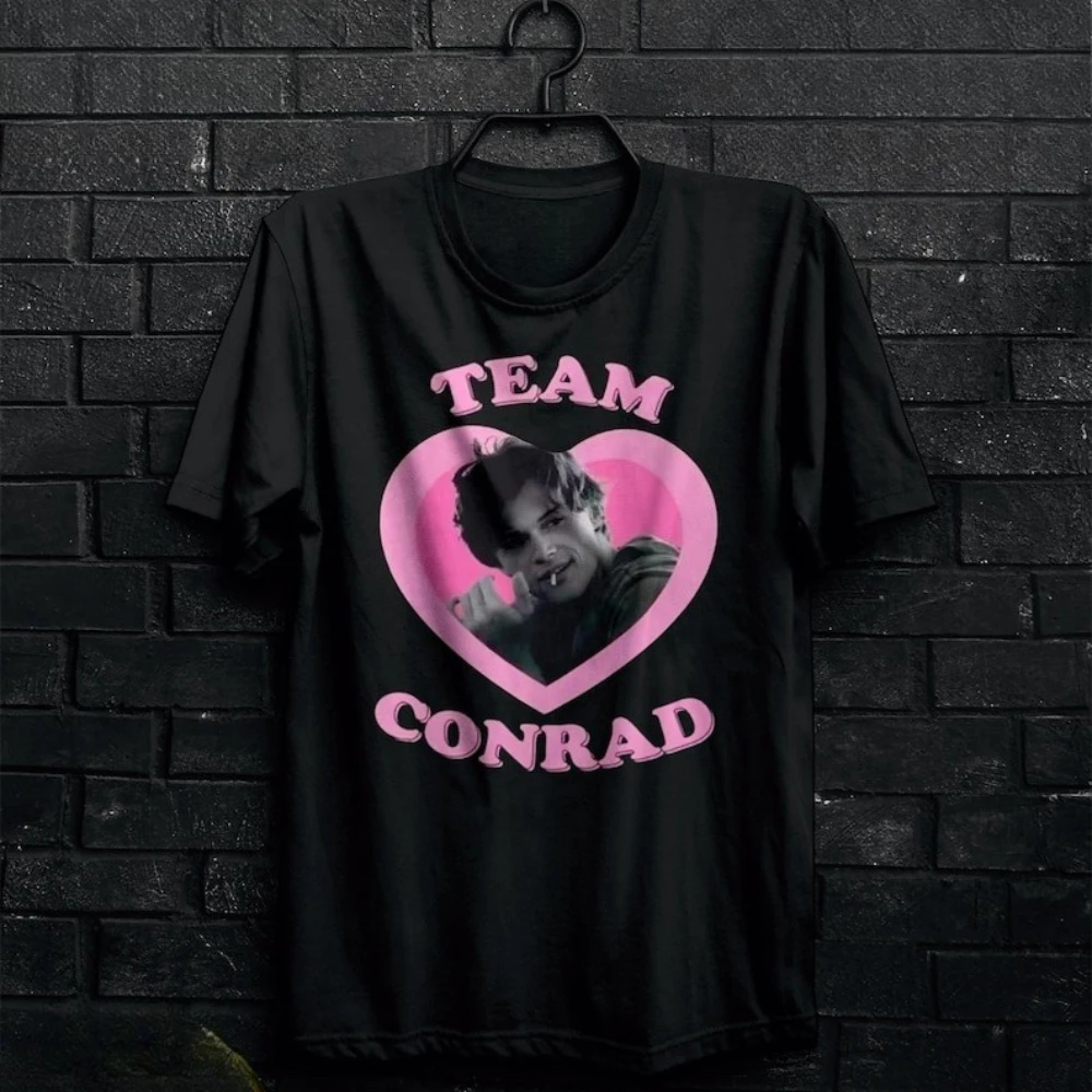 Team Conrad Bootleg Cousins Beach Merch Shirt The Summer I Turned Pretty Graphic T Shirts Woman Man High Quality Cotton Tops