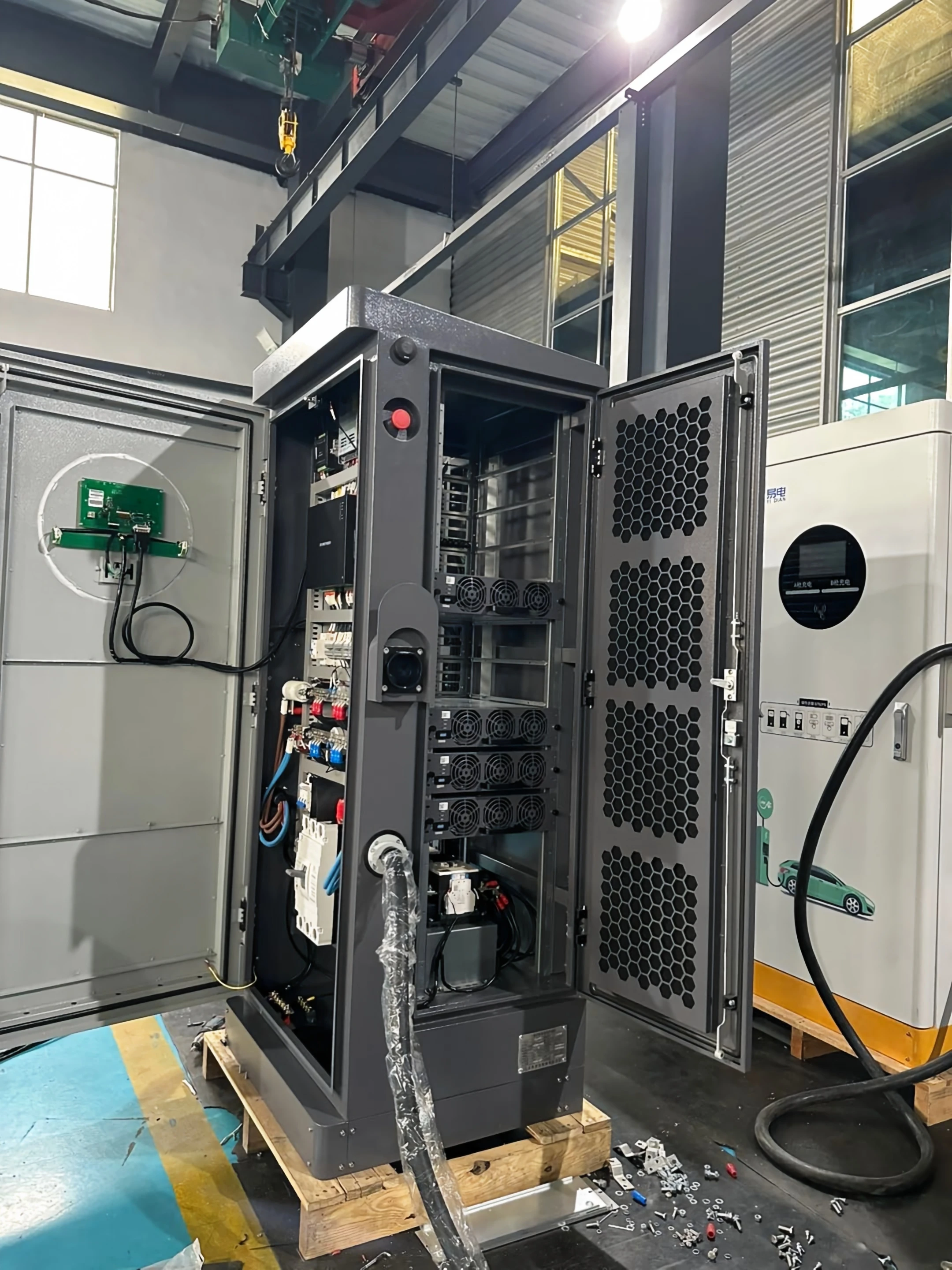 Commercial DC 120KW 160KW Fast DC EV Car Charger Station Charging Pile Highway Public Charging Station 40kw Electric Vehicle