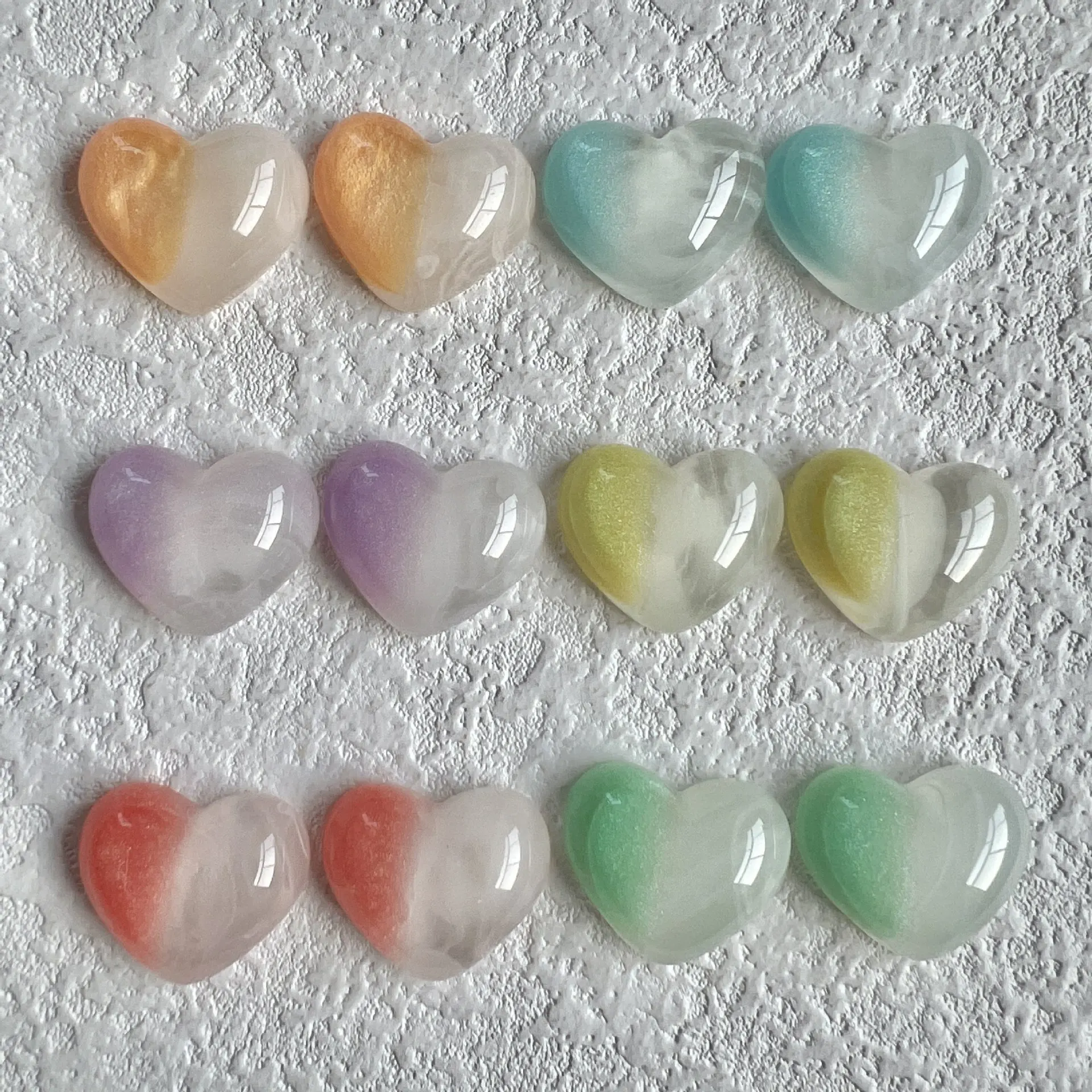 10 pièces, patchs en acrylique transparent en forme de cœur, cabochons en résine à dos plat, pour la fabrication de coques de téléphone, de barrettes à cheveux, de bijoux et de décorations.