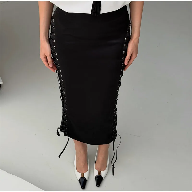 Seitlich gebundener, figurbetonter Midirock für Damen, sexy, hohe Taille, Hüftbetonter Schnitt, Schnürung, figurbetonter Rock, charmante Damenmode, einfarbig, schmal geschnitten, neu für Partys. – Detail 4