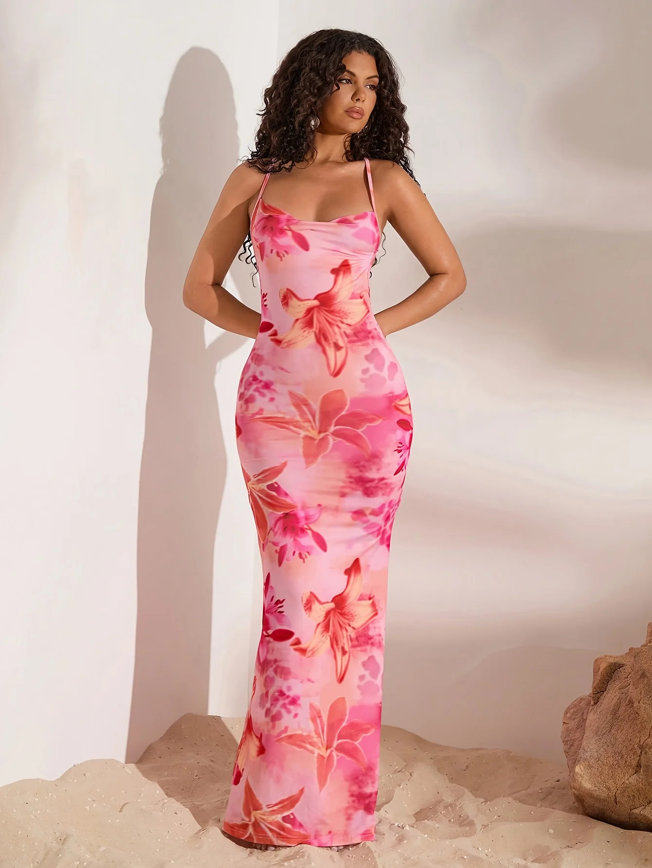 Vestido de Sirena Elegante para Mujer, con Hombros Descubiertos o de un Solo Hombro, Estampado Floral Rosa, Silueta en A sin Mangas, Cuello Redondo, Lavado a Máquina