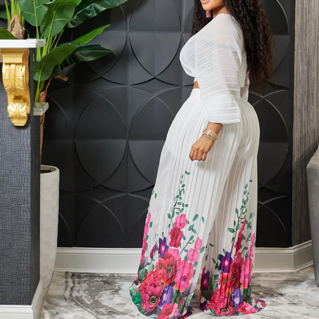 Fashion Suit New Women's V-neck Bat-sleeved Chiffon Top Pleated Wide-leg Pants Two-piece Set