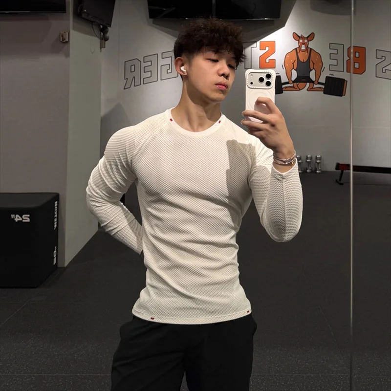 تي شيرت رياضي ضيق شبكي قابل للتمدد للرجال بأكمام طويلة ملابس لياقة بدنية تبدو كبيرة تي شيرت #5