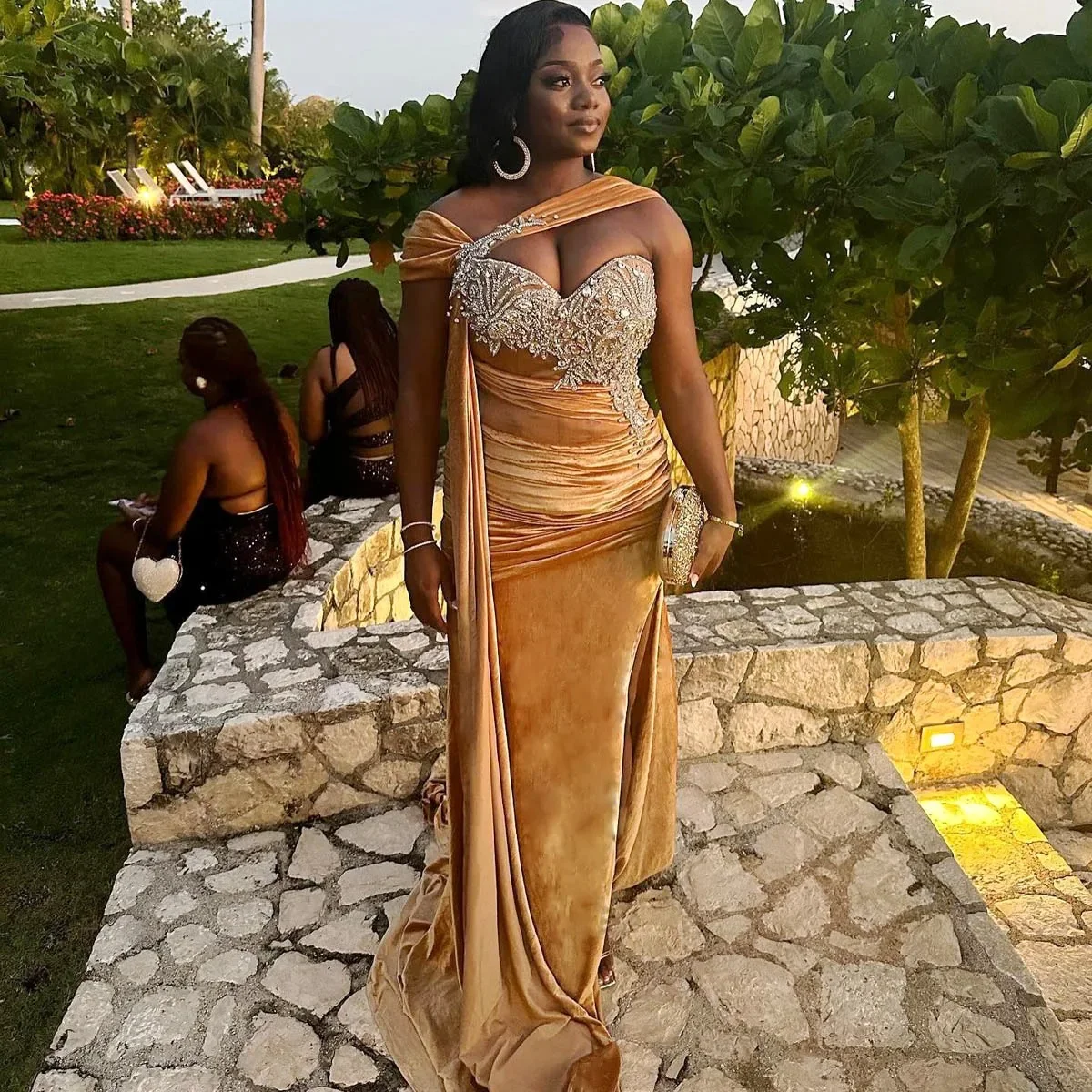 aso-ebi-gold-velvet-long-evening-gowns-with-overlay-off-the-shoulder-beaded-corset-sexy-african-formal-party-dresses-custom