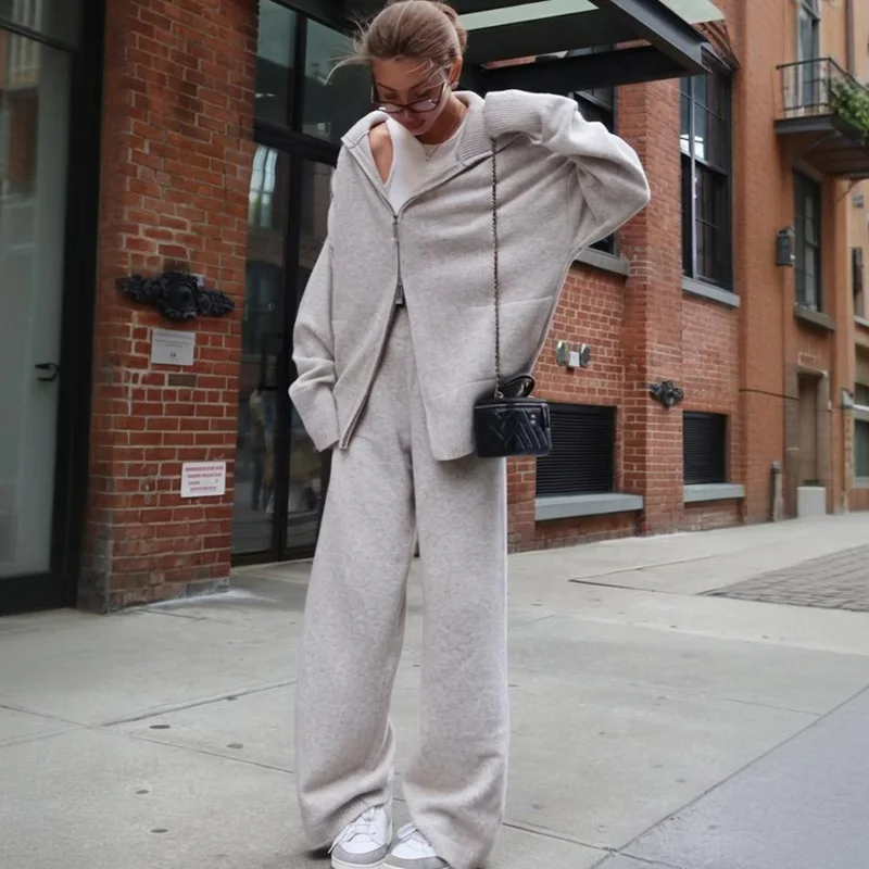 

TARUXY Leisure Knitted Cardigan Trousers Women's Suit Autumn New Fashion Commuting Zipper Cardigan Wide-Leg Trousers 2-piece Set