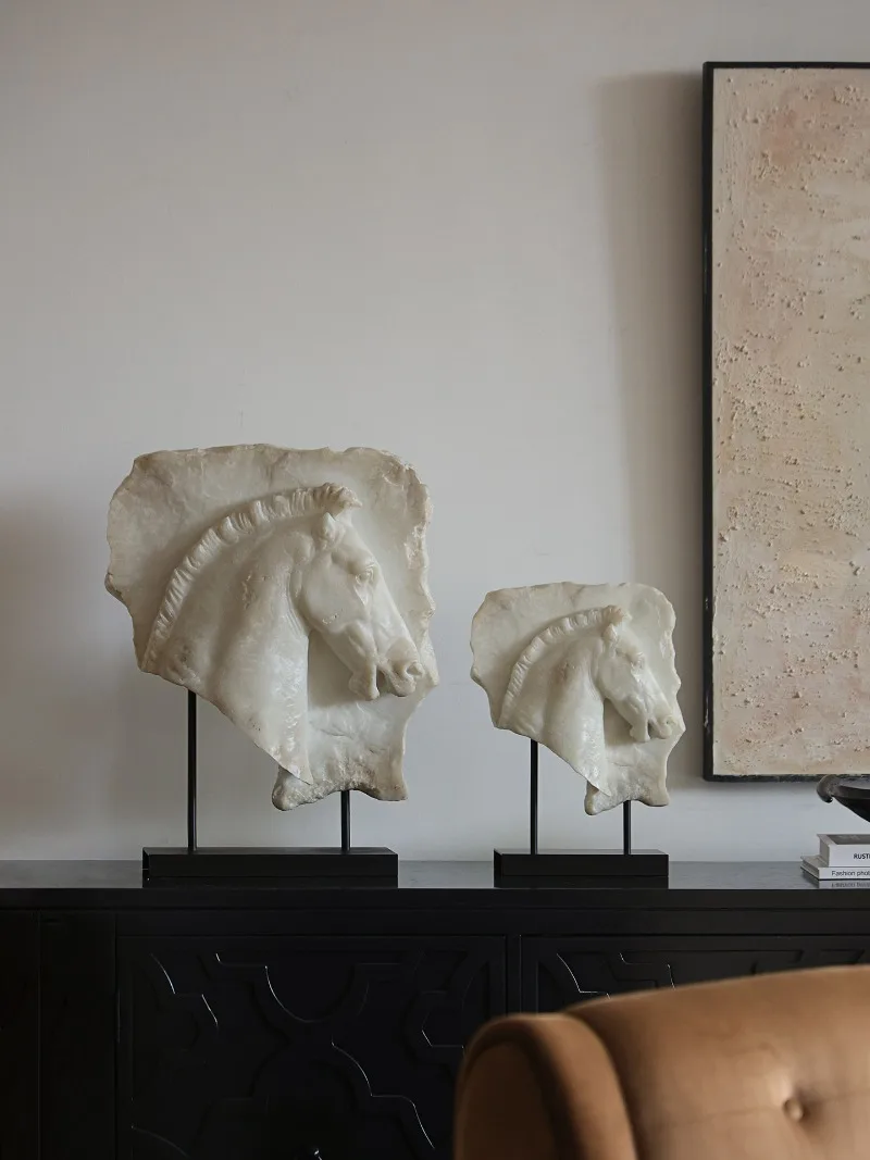 Living room entrance horse head sculpture decoration art Chinese ornament