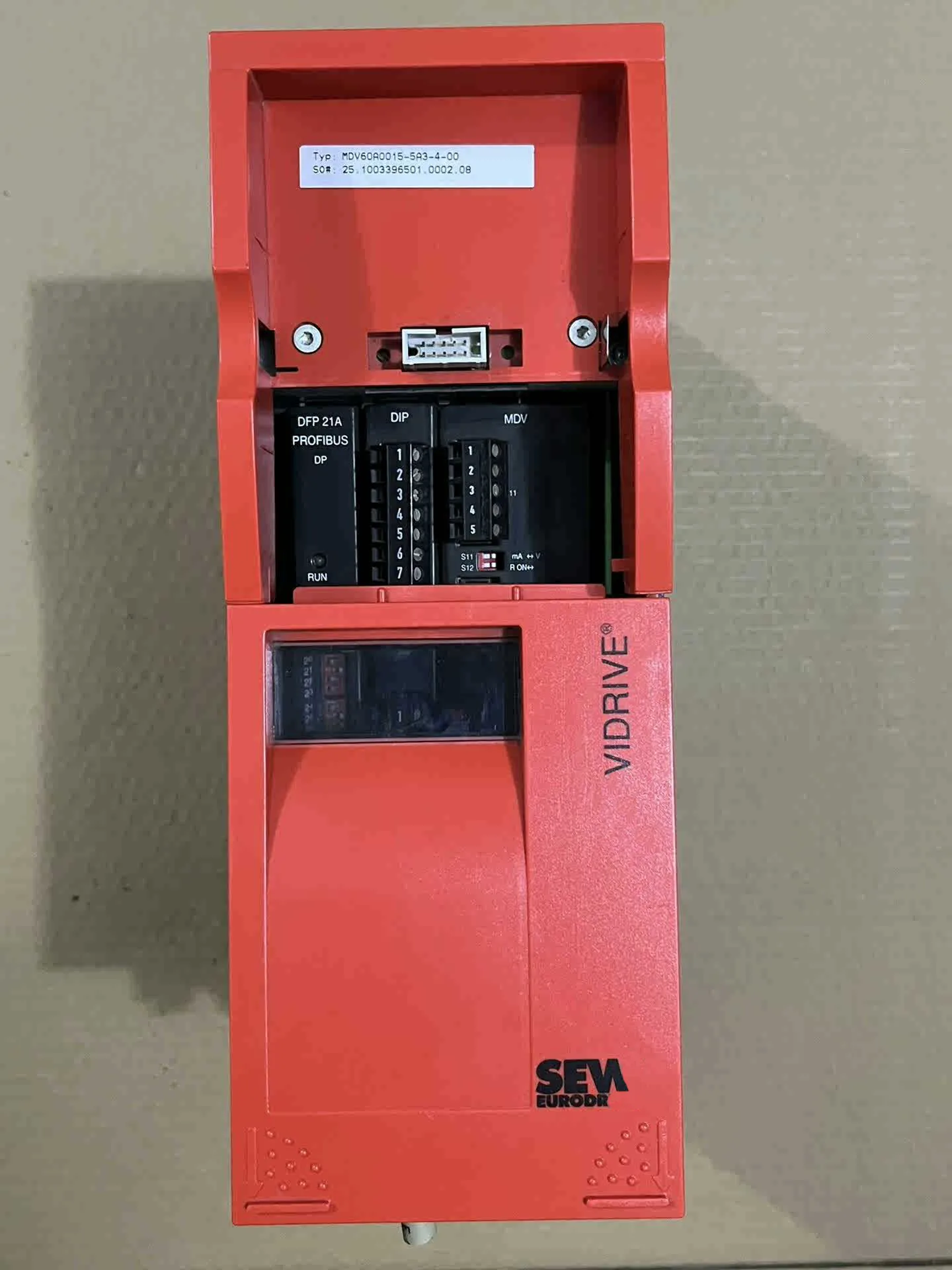 

MDV60A0015-5A3-4-00 Inverter for SEW MDV60A0015-5A3-4-00